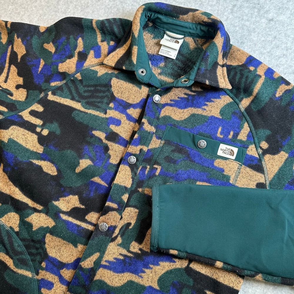 The North Face Mens Gordon Lyons Camo Fleece Shacket Green Blue Small NF0A7WRA